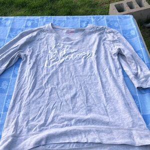 Gray long sleeve shirt